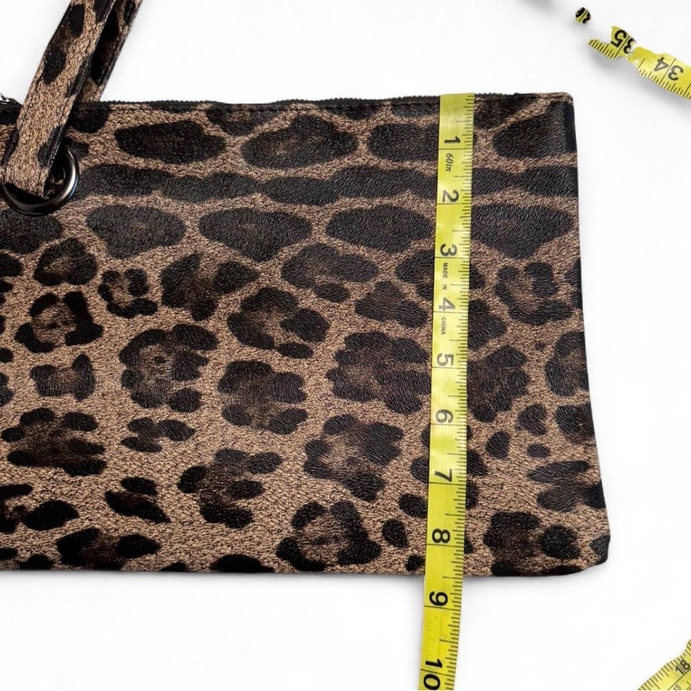 3/$20 Leopard Clutch Wristlet Bag Purse Cheetah Party Event Baddie Festival - Picture 4 of 5